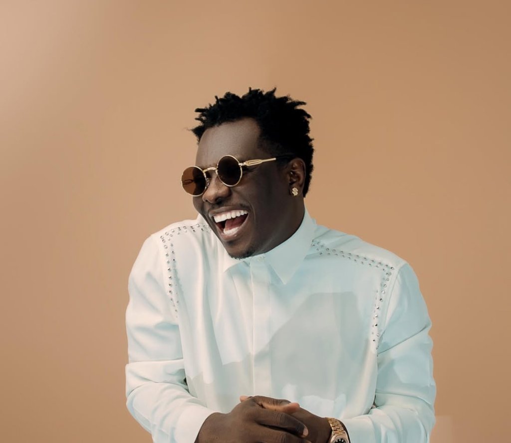 Terry Apala - Black & White EP